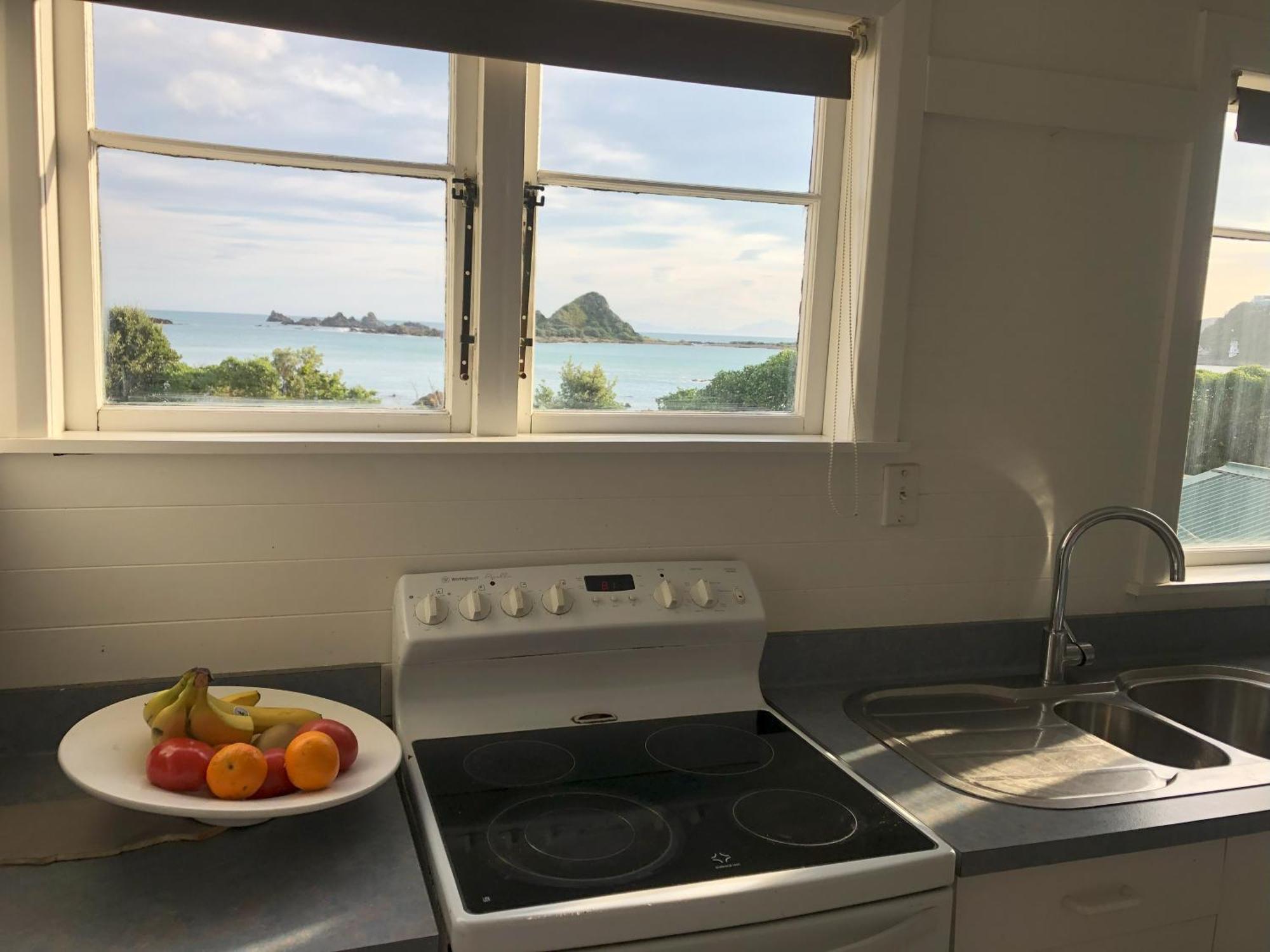 ウェリントンSeafront Haven In Island Bay With Deck, Outdoor Bath, And Parkingアパートメント エクステリア 写真