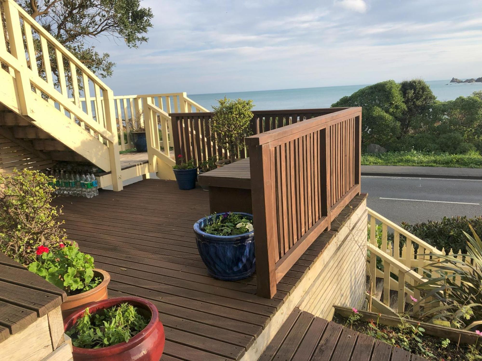 ウェリントンSeafront Haven In Island Bay With Deck, Outdoor Bath, And Parkingアパートメント エクステリア 写真